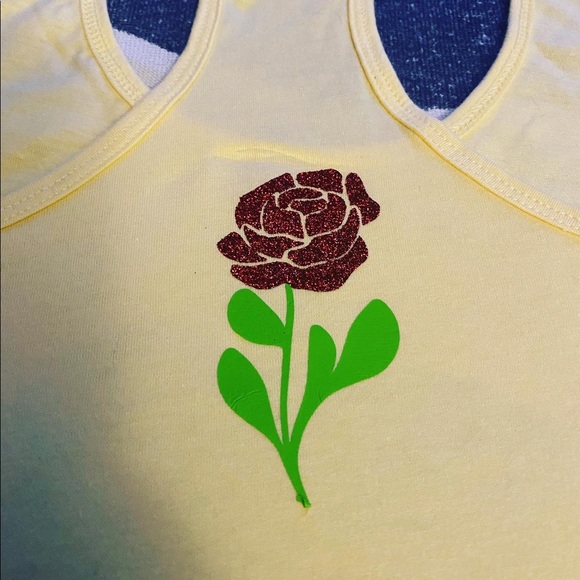 Beautiful belle! - Picture 2 of 2